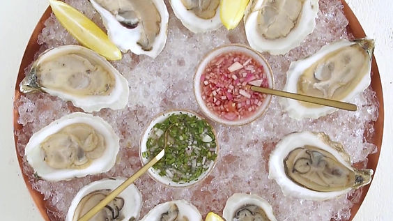 Top Chef - How To Shuck An Oyster